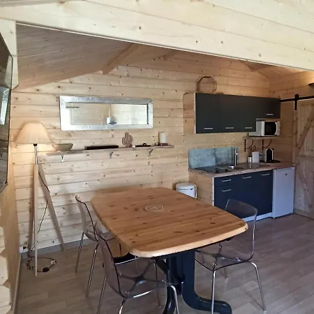 Tatil Evi Les Du Fliers A Verton Meubles De Tourisme Classes 2 Etoiles